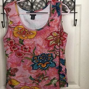 New York collection woman floral tank top